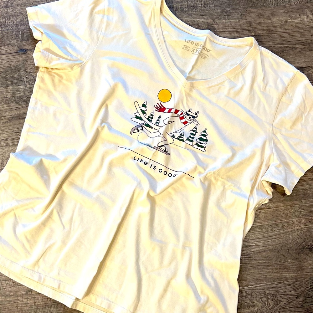 NWOT Life is Good Christmas Tee Sz XXL